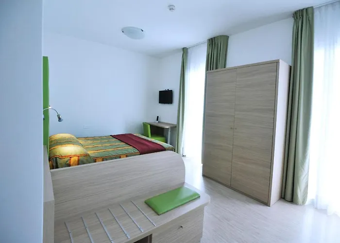 Hotel Marzia Queen 3*
