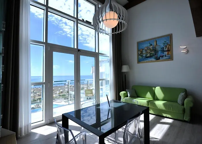 Marzia Queen Hotel