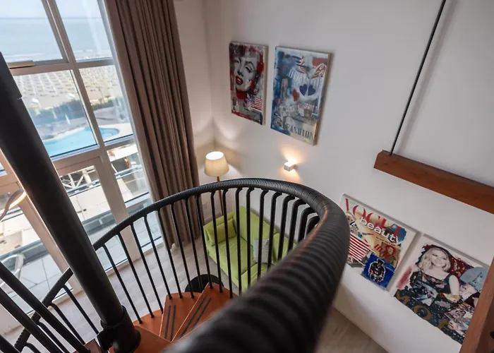 Marzia Queen Hotel 3*