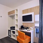 Marzia Queen Hotel