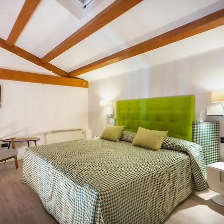 Marzia Queen Hotell